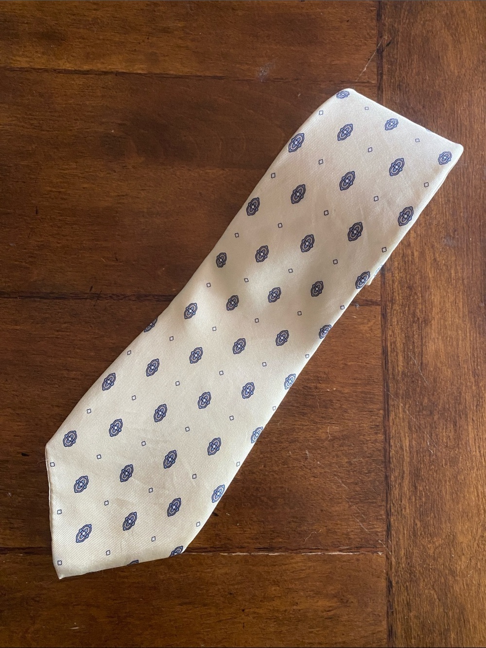 Christian Dior 100% Silk Tie Cream with Blue Medallion Motif